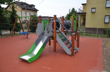 Przy ulicy Solidarności powstał nowy plac zabaw