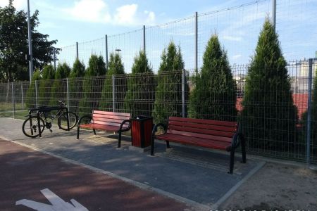 Rozbudowa infrastruktury wzdłuż ścieżki pieszo-rowerowej na Plantach Karola