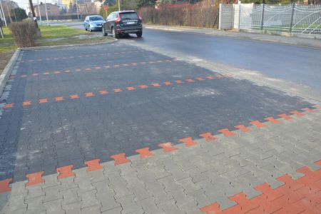 Nowe miejsca parkingowe na ulicy Kossaka