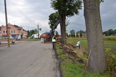 Trwa budowa chodnika na ulicy Pszennej wraz z oświetleniem LED