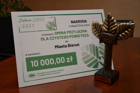 Bieruń nagrodzony ZIELONYM CZEKIEM za działania na rzecz ekologii i walkę ze smogiem