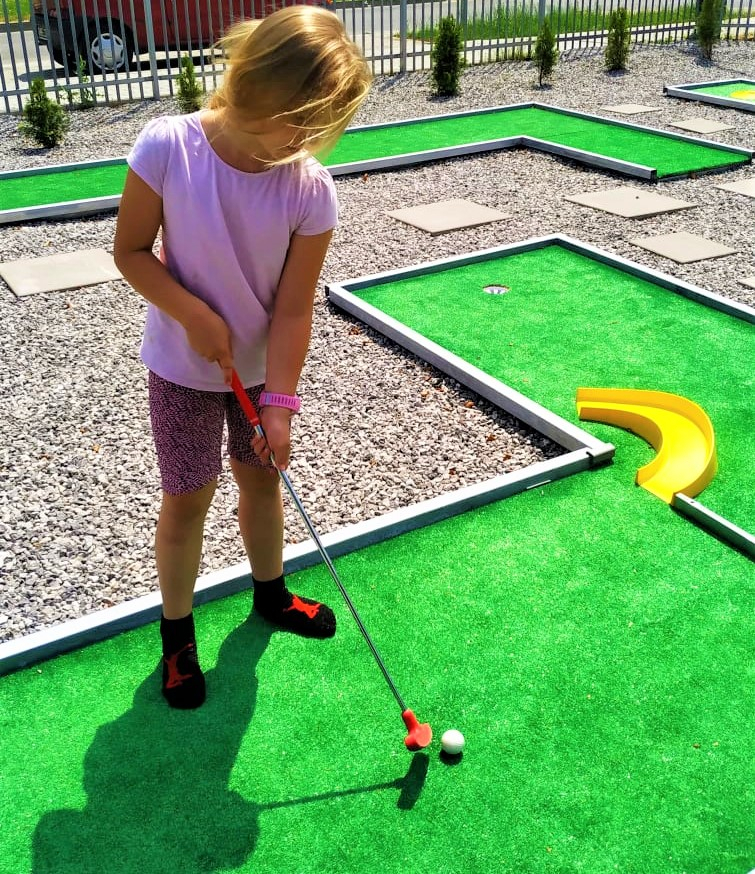 mini golf