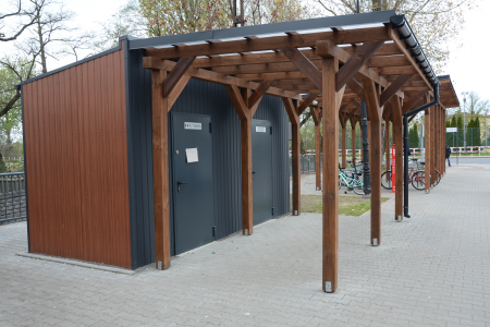 Oferta dla firmy lub osoby: utrzymywanie czystości toalety publicznej