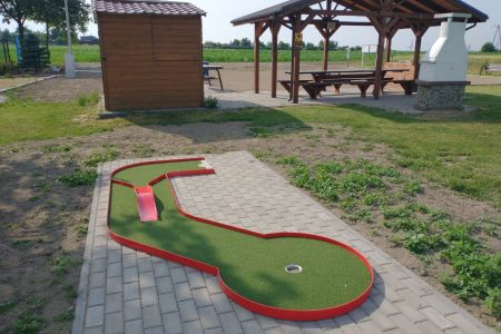 Minigolf dla każdego na osiedlu Granitowa