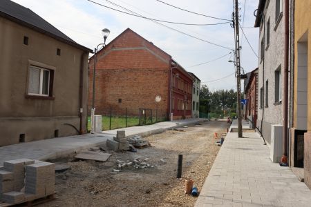 Postępują prace przy przebudowie dróg bieruńskiej Starówki