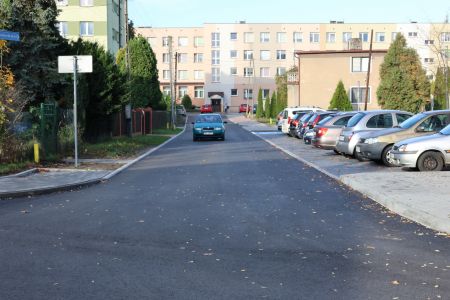 Droga wewnętrzna w osiedlu Homera po "metamorfozie"