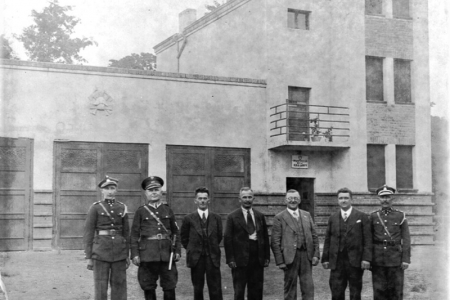 To już 100 lat! Zarys dziejów Ochotniczej Straży Pożarnej Bieruń Nowy