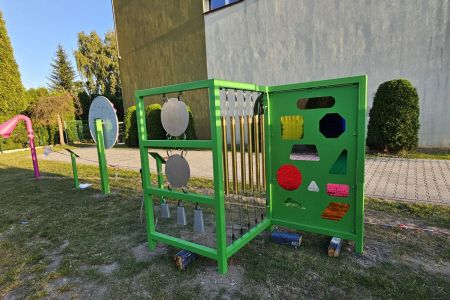 Przy SP3 powstał edukacyjny plac zabaw