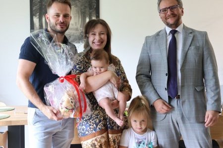 Prezenty powitalne dla najmłodszych mieszkańców Bierunia