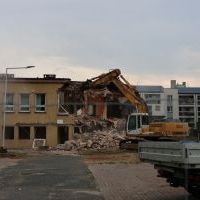Wyburzanie budynku przy ul. Chemików (2)