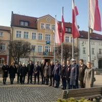 Pomnik Powstańców na Rynku - 11 listopada 2024 r.  (1)