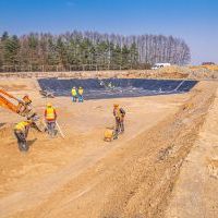 Budowa drogi S1 - okolice Bijasowic i Zarzyny - 31 marca 2025 (zdjęcia z poziomu ziemi) (4)