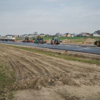 Budowa drogi S1 - okolice Bijasowic i Zarzyny - 8 kwietnia 2025 (zdjęcia z poziomu ziemi) (12)