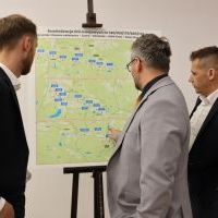 Wizyta wiceministra infrastruktury Przemysława Koperskiego w Bieruniu (1)