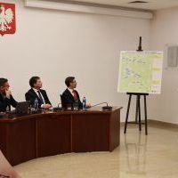 Wizyta wiceministra infrastruktury Przemysława Koperskiego w Bieruniu (8)