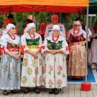 Kiermasz Parafialny z okazji 100-lecia NSPJ (5)