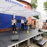 Kiermasz Parafialny z okazji 100-lecia NSPJ (3)