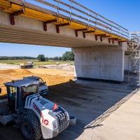 Budowa drogi S1 - Okolice Bijasowic i Zarzyny (z poziomu ziemi) - 5 sierpnia 2025  (10)