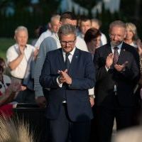 Odsłonięcie konstrukcji artystycznej na Skwerze Miast Partnerskich (6)