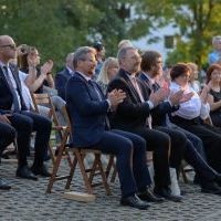 Odsłonięcie konstrukcji artystycznej na Skwerze Miast Partnerskich (7)