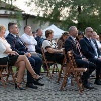 Odsłonięcie konstrukcji artystycznej na Skwerze Miast Partnerskich (8)