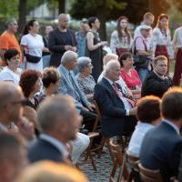 Odsłonięcie konstrukcji artystycznej na Skwerze Miast Partnerskich (9)