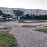 Plac na osiedlu Homera na którym powstanie zielony skwer (stan przed metamorfozą) (6)