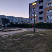 Plac na osiedlu Homera na którym powstanie zielony skwer (stan przed metamorfozą) (2)