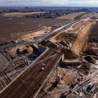 Budowa drogi S1 - Kosztowy - Bieruń - luty 2026 (zdjęcia z lotu ptaka) (7)