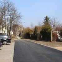 Remont drogi wewnętrznej w osiedlu Chemików - po asfaltowaniu (8)