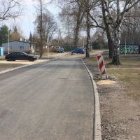 Remont drogi wewnętrznej w osiedlu Chemików - po asfaltowaniu (1)