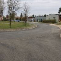 Droga wewnętrzna w ulicy Chemików po remoncie - kwiecień 2026r. (2)