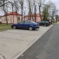 Droga wewnętrzna w ulicy Chemików po remoncie - kwiecień 2026r. (11)