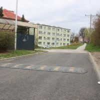 Droga wewnętrzna w ulicy Chemików po remoncie - kwiecień 2026r. (15)