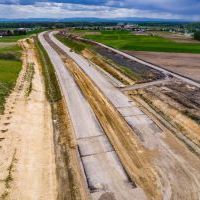Budowa drogi S1 - Kosztowy - Bieruń - maj 2026 (zdjęcia z lotu ptaka) (9)