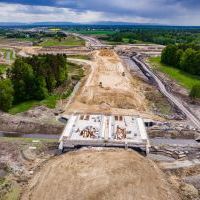 Budowa drogi S1 - Kosztowy - Bieruń - maj 2026 (zdjęcia z lotu ptaka) (1)