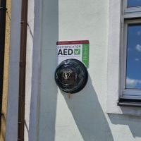 DEFIBRYLATORY AED  (2)