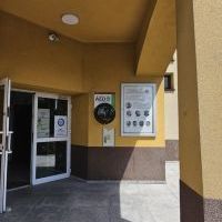 DEFIBRYLATORY AED  (3)