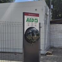 DEFIBRYLATORY AED  (8)