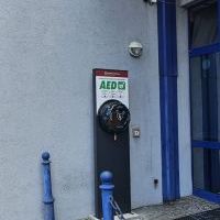 DEFIBRYLATORY AED  (6)