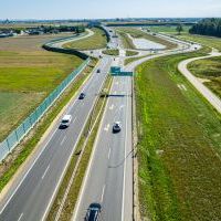 WRE ROBOTA NA PLACU BUDOWY MAGAZYNU OBRONY CYWILNEJ W Miasto Bieruń‼️A DZIŚ WMUROWANY ZOSTAŁ KAMIEŃ WĘGIELNY‼️ Jak już Wam pisaliśmy, trwa budowa powiatowo-gminnego magazynu obrony cywilnej. ???????? Nowoczesny obiekt, który powstaje w bezpośrednim sąsied