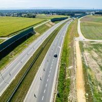 WRE ROBOTA NA PLACU BUDOWY MAGAZYNU OBRONY CYWILNEJ W Miasto Bieruń‼️A DZIŚ WMUROWANY ZOSTAŁ KAMIEŃ WĘGIELNY‼️ Jak już Wam pisaliśmy, trwa budowa powiatowo-gminnego magazynu obrony cywilnej. ???????? Nowoczesny obiekt, który powstaje w bezpośrednim sąsied