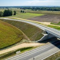 WRE ROBOTA NA PLACU BUDOWY MAGAZYNU OBRONY CYWILNEJ W Miasto Bieruń‼️A DZIŚ WMUROWANY ZOSTAŁ KAMIEŃ WĘGIELNY‼️ Jak już Wam pisaliśmy, trwa budowa powiatowo-gminnego magazynu obrony cywilnej. ???????? Nowoczesny obiekt, który powstaje w bezpośrednim sąsied