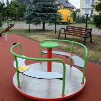 Nowy plac zabaw na ulicy Solidarności