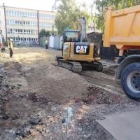 Trwa budowa drogi dojazdowej do garaży