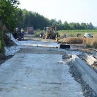 Trwa budowa drogi rowerowej po starym śladzie ulicy Wylotowej