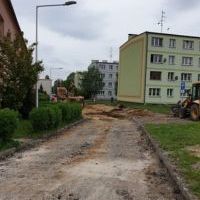 Przebudowa drogi wewnętrznej na Chemików - pierwszy tydzień prac