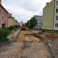 Przebudowa drogi wewnętrznej na Chemików - pierwszy tydzień prac