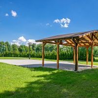 Wiato-scena w Arboretum
