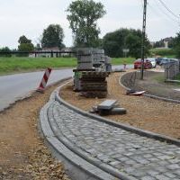 Trwa budowa chodnika wraz z oświetleniem na Wita - 9 września